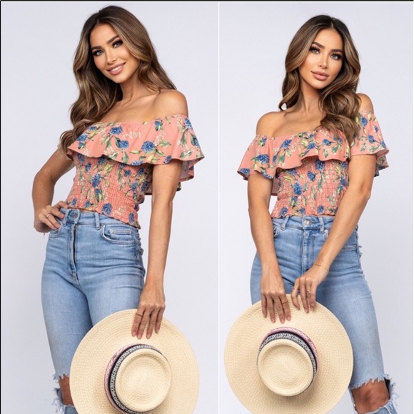 Floral Pattern/Coral Cinched Bodice Ruffle Shoulder Sexy Summer Women’s Crop Top - Picture 2 of 3